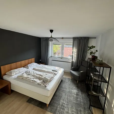 Comfort With Garden Apartment *