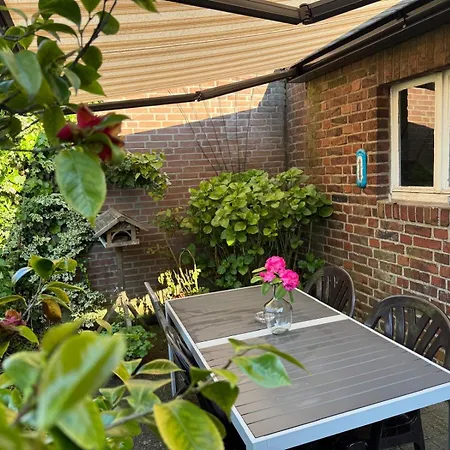 Apartment Comfort With Garden *